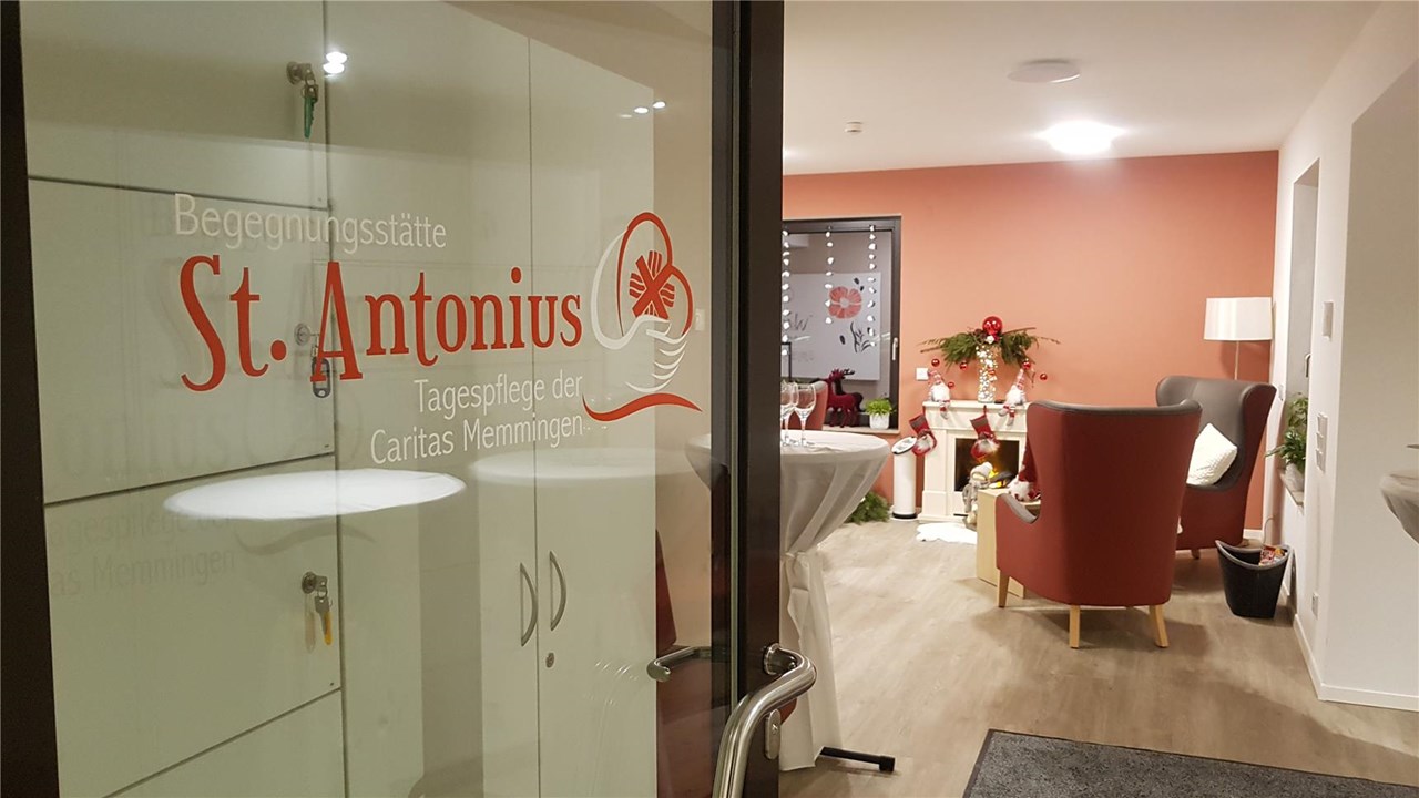Eingang Tagespflege Begegnungsstätte St. Antonius
